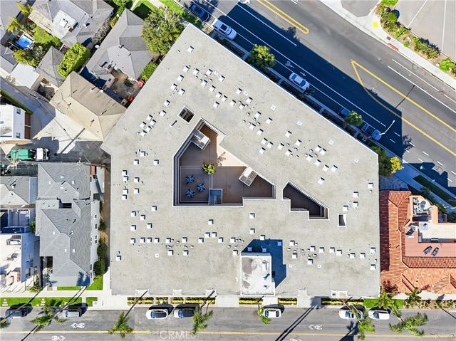 383 Bay Shore Avenue 307, Long Beach, CA 90803