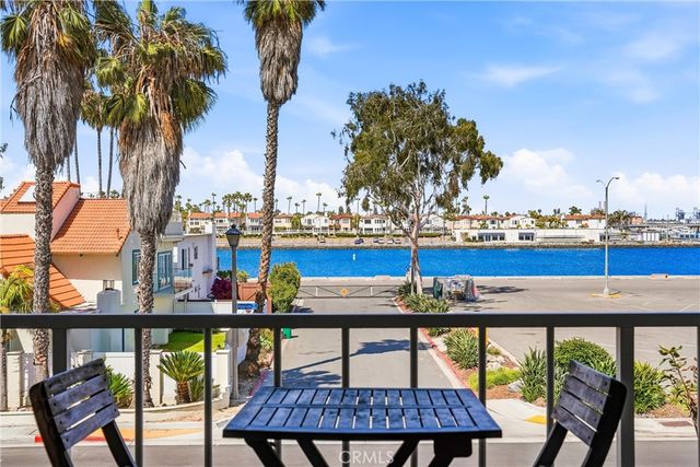 383 Bay Shore Avenue 307, Long Beach, CA 90803