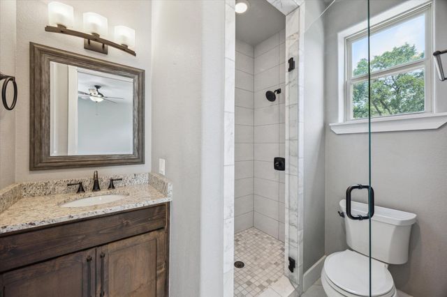 1509 Hill Top DR, Granite Shoals, TX 78654