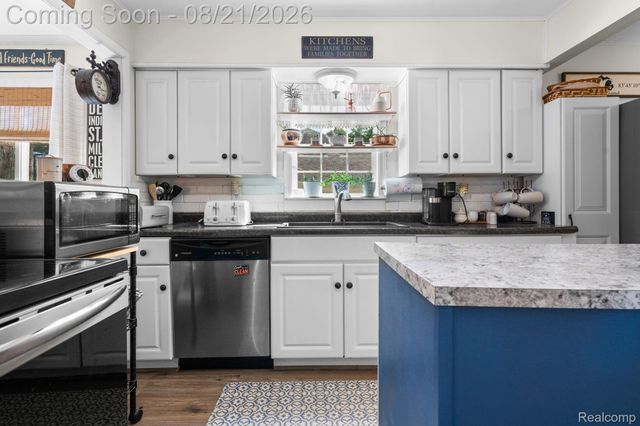 5958 Bullard Road, Hartland Township, MI 48430