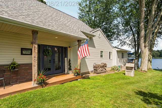 5958 Bullard Road, Hartland Township, MI 48430