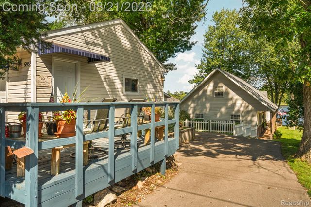 5958 Bullard Road, Hartland Township, MI 48430