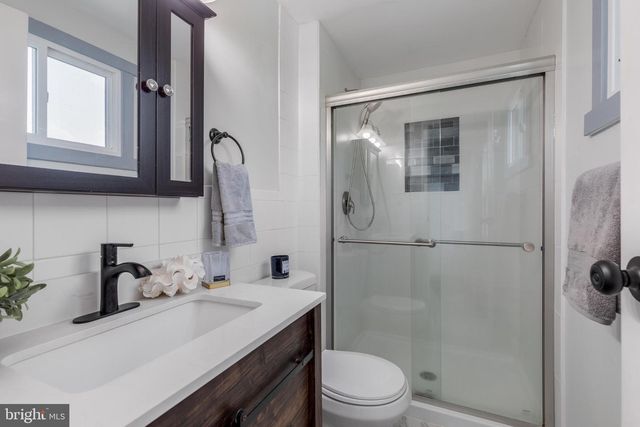 12306 STREAMVALE CIR, Herndon, VA 20170