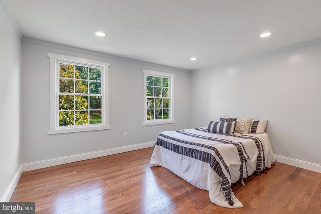 12306 STREAMVALE CIR, Herndon, VA 20170