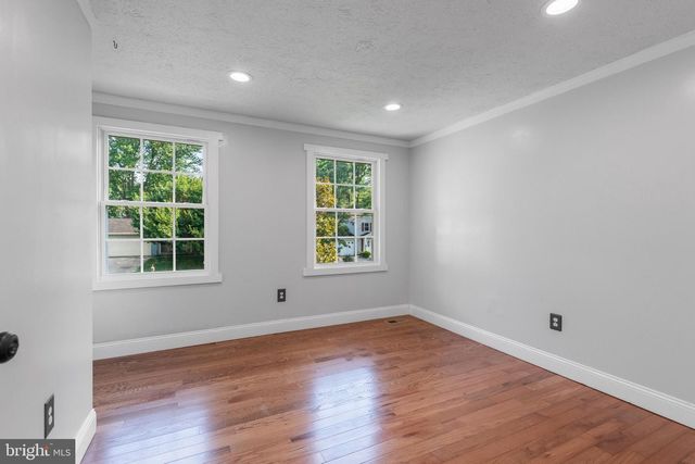 12306 STREAMVALE CIR, Herndon, VA 20170