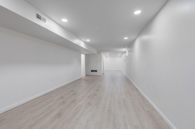 12306 STREAMVALE CIR, Herndon, VA 20170