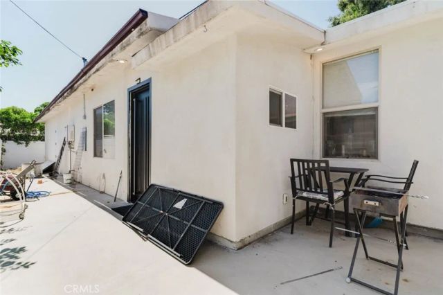 7347 Jamieson Avenue, Reseda, CA 91335
