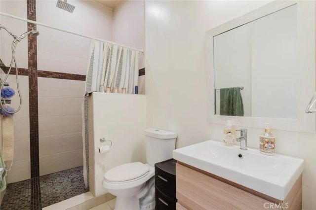7347 Jamieson Avenue, Reseda, CA 91335