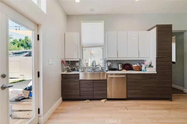 7347 Jamieson Avenue, Reseda, CA 91335