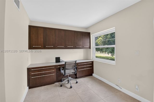 5501 NW 2nd Ave 106, Boca Raton, FL 33487