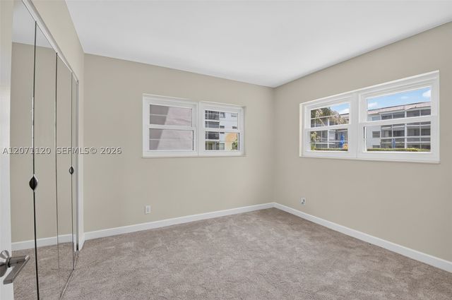 5501 NW 2nd Ave 106, Boca Raton, FL 33487