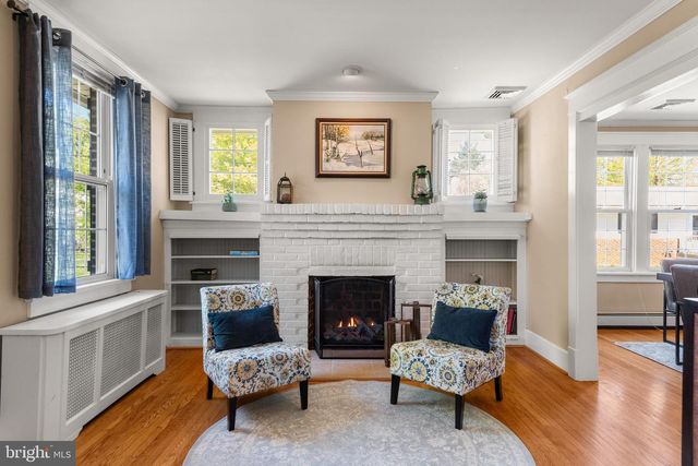 201 3RD AVE, Newtown Square, PA 19073