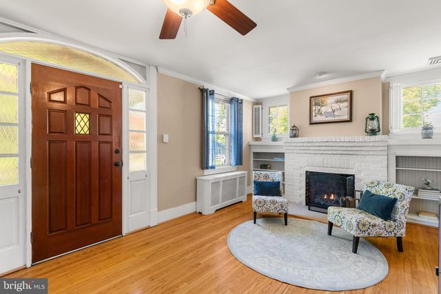 201 3RD AVE, Newtown Square, PA 19073