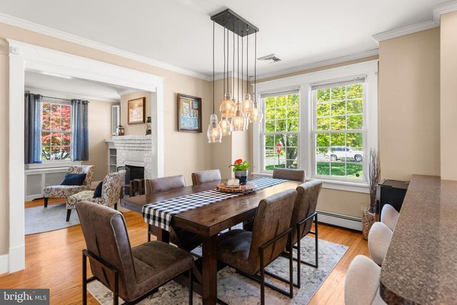 201 3RD AVE, Newtown Square, PA 19073