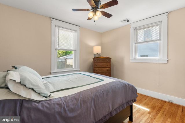 201 3RD AVE, Newtown Square, PA 19073