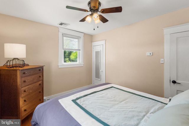 201 3RD AVE, Newtown Square, PA 19073