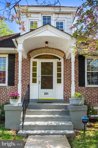 201 3RD AVE, Newtown Square, PA 19073