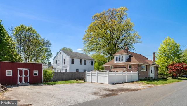201 3RD AVE, Newtown Square, PA 19073