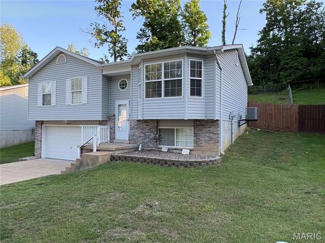 4499 Prospect Dr, House Springs, MO 63051