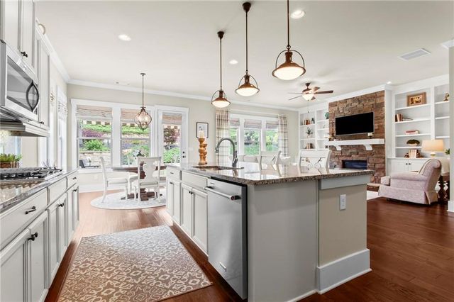 406 Horizon Trail, Canton, GA 30114