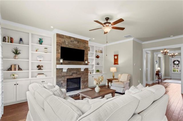 406 Horizon Trail, Canton, GA 30114
