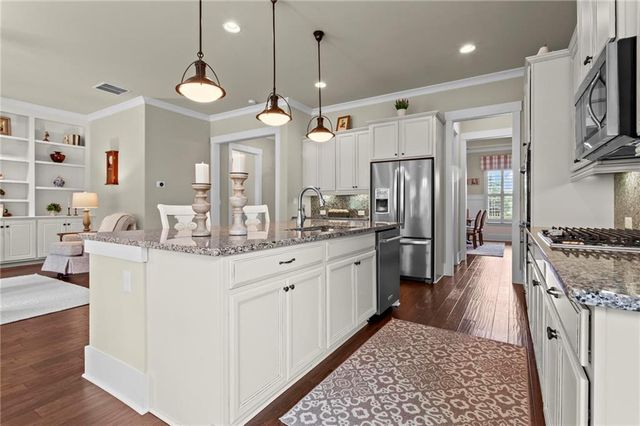 406 Horizon Trail, Canton, GA 30114