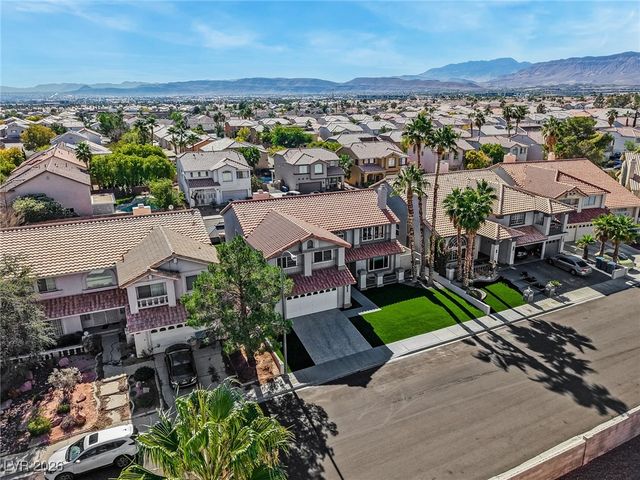 9651 Stoney Creek Drive, Las Vegas, NV 89117