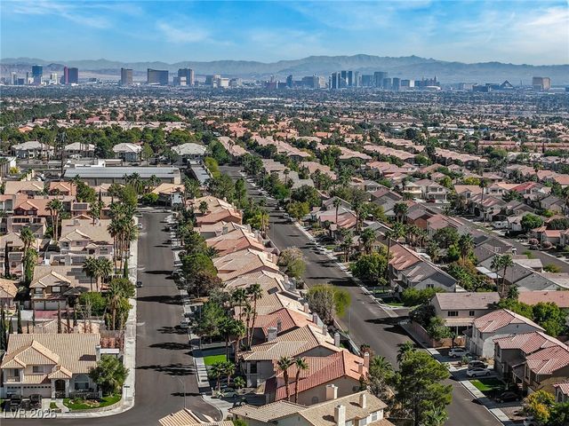 9651 Stoney Creek Drive, Las Vegas, NV 89117