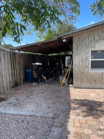 265 NE 46th Street, Deerfield Beach, FL 33064
