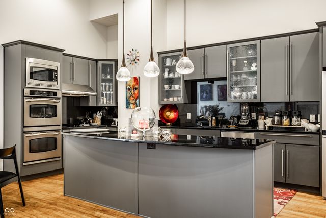 141 S Meridian Street 604, Indianapolis, IN 46225