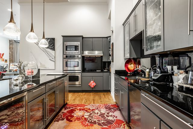 141 S Meridian Street 604, Indianapolis, IN 46225