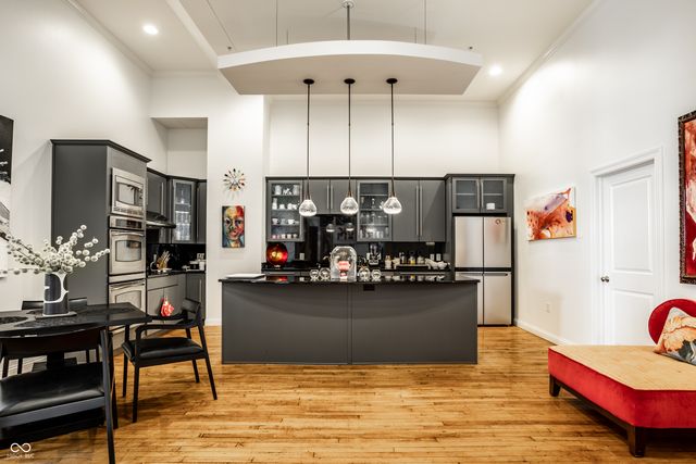 141 S Meridian Street 604, Indianapolis, IN 46225