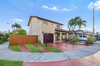 3502 W 72nd St, Hialeah, FL 33018
