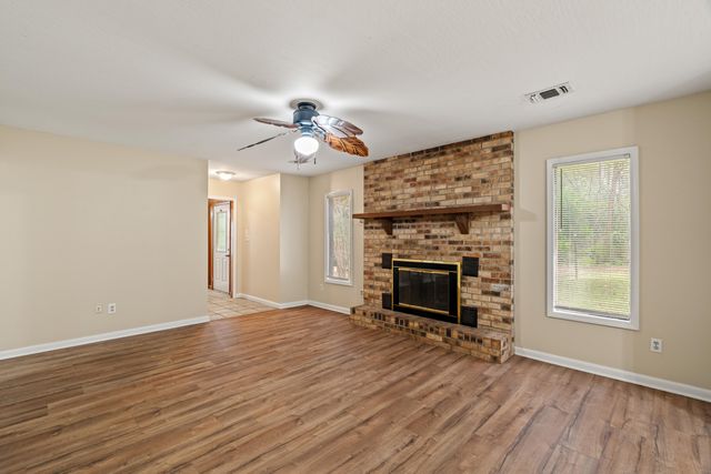 605 9th St., Purvis, MS 39475