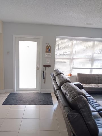 5115 Johnson Street, Hollywood, FL 33021