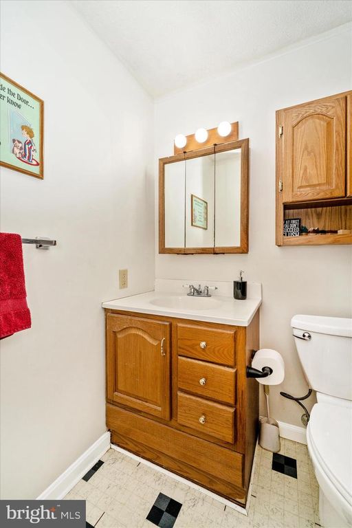 Image 29 of property listing at 212 WINTERGREEN LN, Brunswick, MD 21716