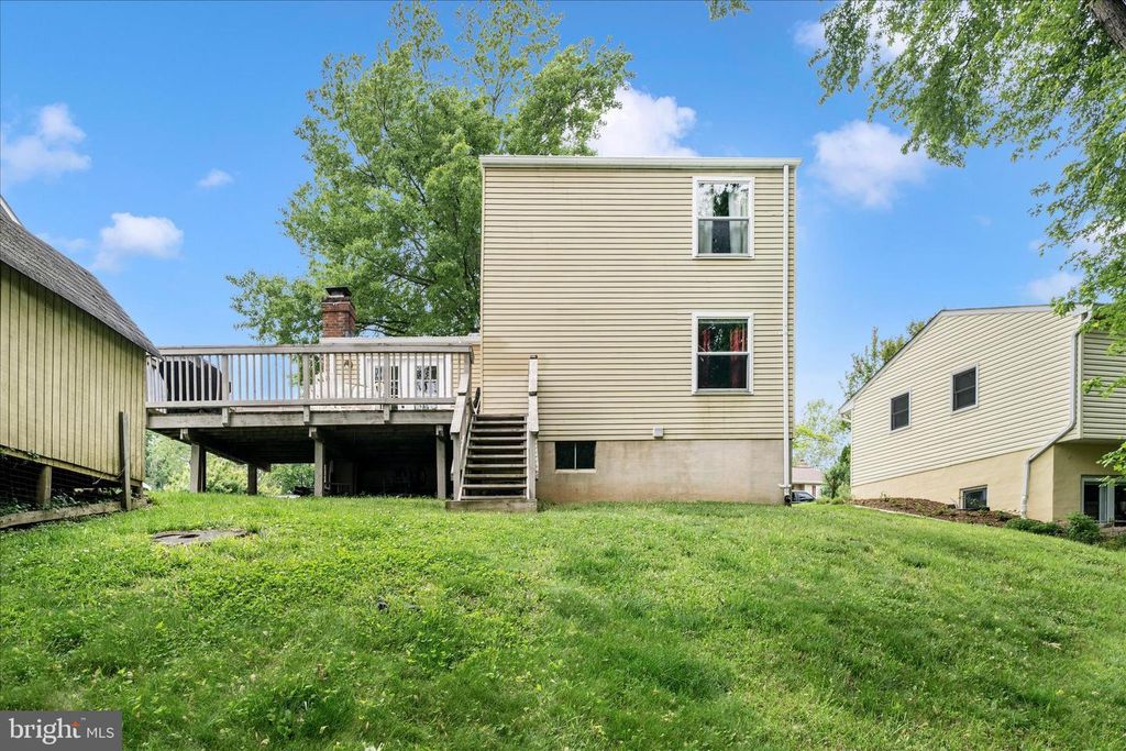 Image 39 of property listing at 212 WINTERGREEN LN, Brunswick, MD 21716