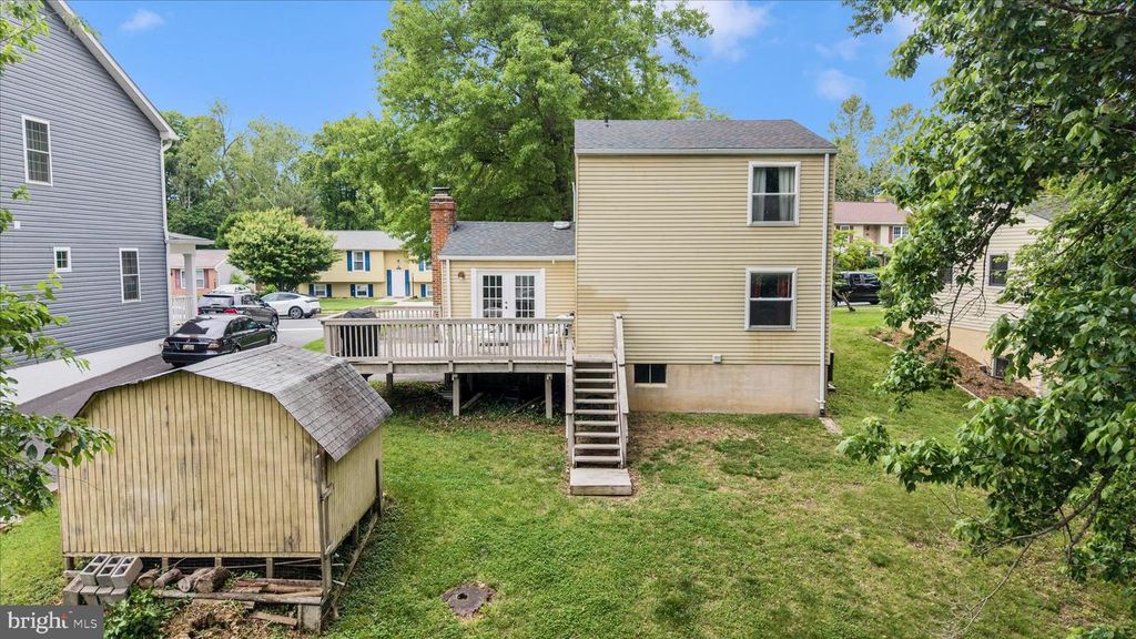Image 4 of property listing at 212 WINTERGREEN LN, Brunswick, MD 21716