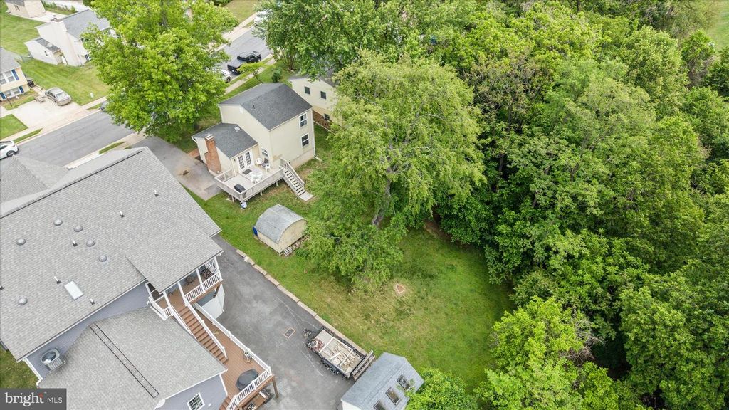 Image 49 of property listing at 212 WINTERGREEN LN, Brunswick, MD 21716
