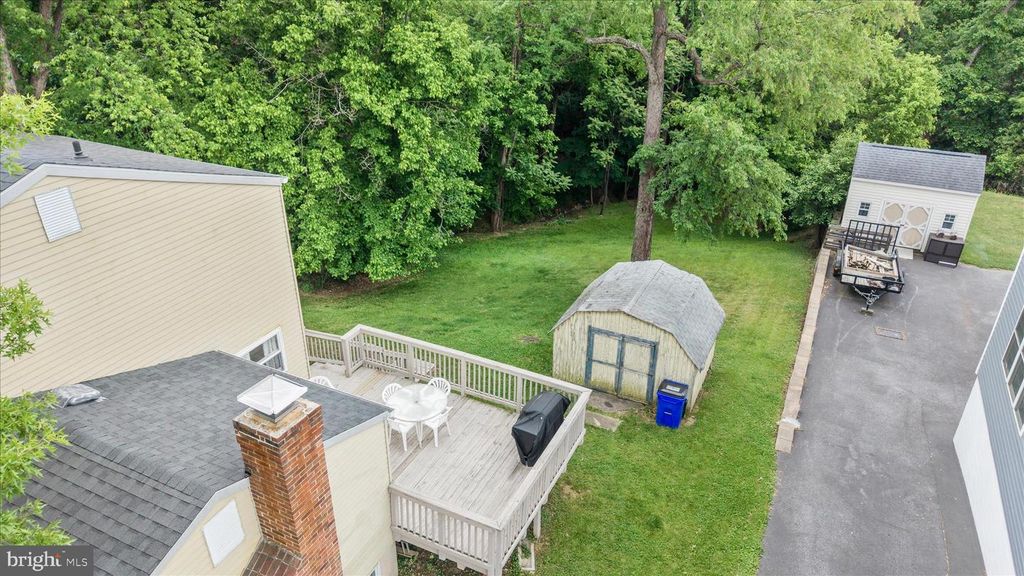 Image 52 of property listing at 212 WINTERGREEN LN, Brunswick, MD 21716