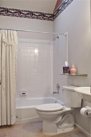 17800 E 30th Drive S, Independence, MO 64057