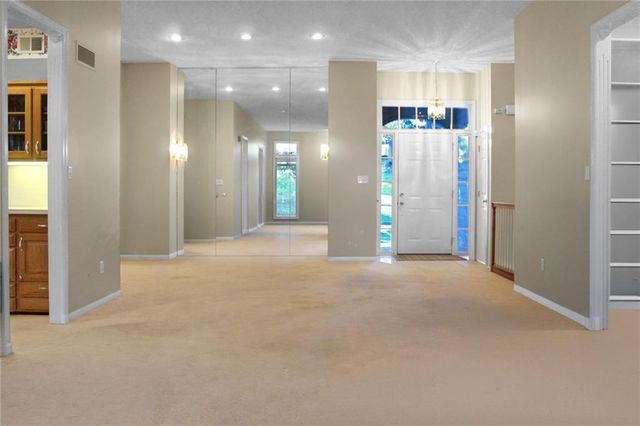 17800 E 30th Drive S, Independence, MO 64057