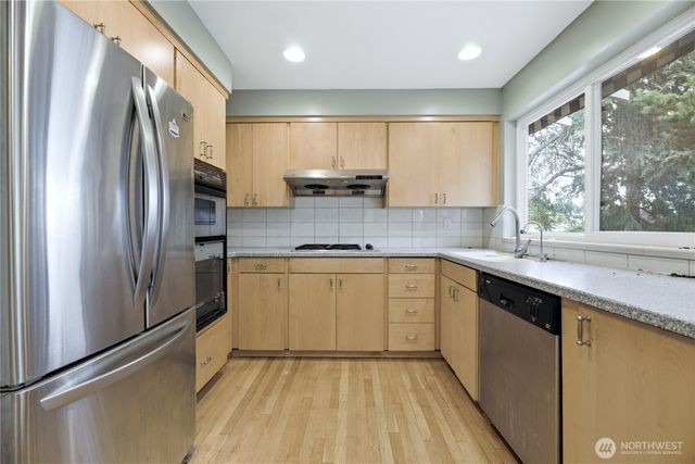 622 Olympic Avenue, Edmonds, WA 98020