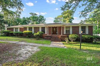 135 Pineridge Road, Daphne, AL 36526