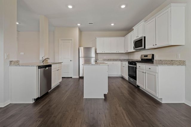 15870 Berry Hill Drive, Conroe, TX 77303