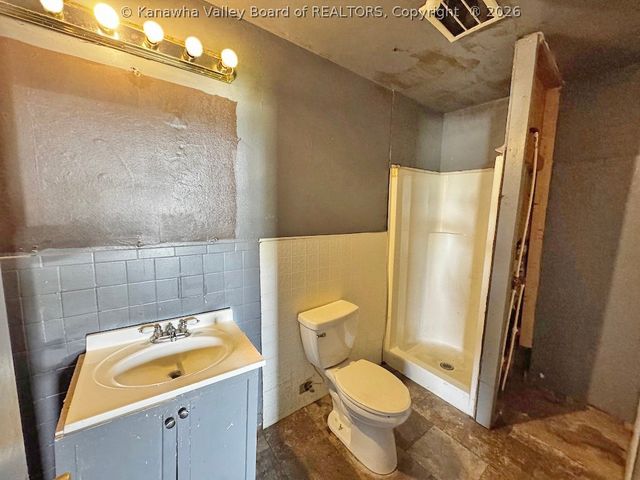 2957 Shank Avenue, Hurricane, WV 25526
