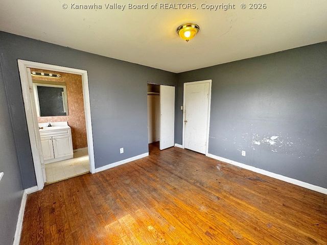 2957 Shank Avenue, Hurricane, WV 25526