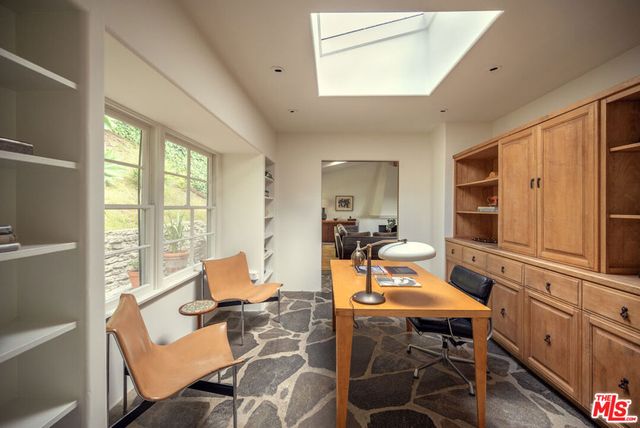 2627 Outpost Drive, Los Angeles, CA 90068