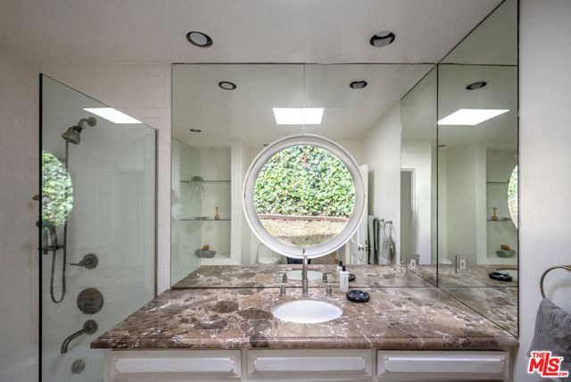 2627 Outpost Drive, Los Angeles, CA 90068