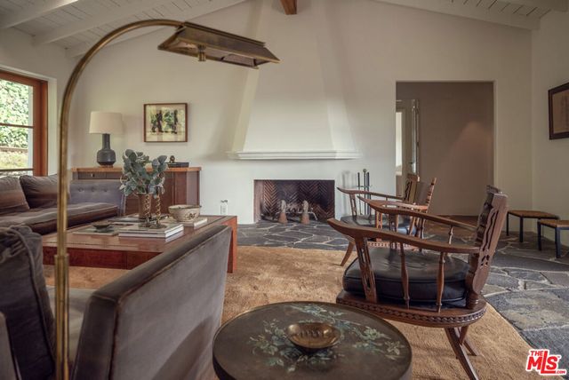 2627 Outpost Drive, Los Angeles, CA 90068